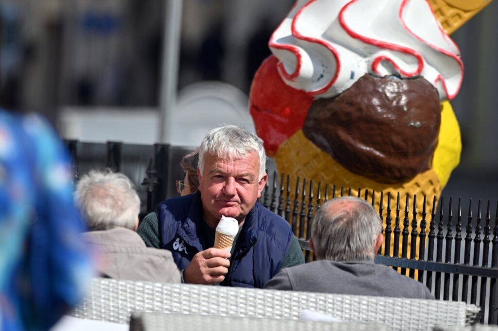 89dd8edb 9234 4f28 8548 5e389ab5cbcf