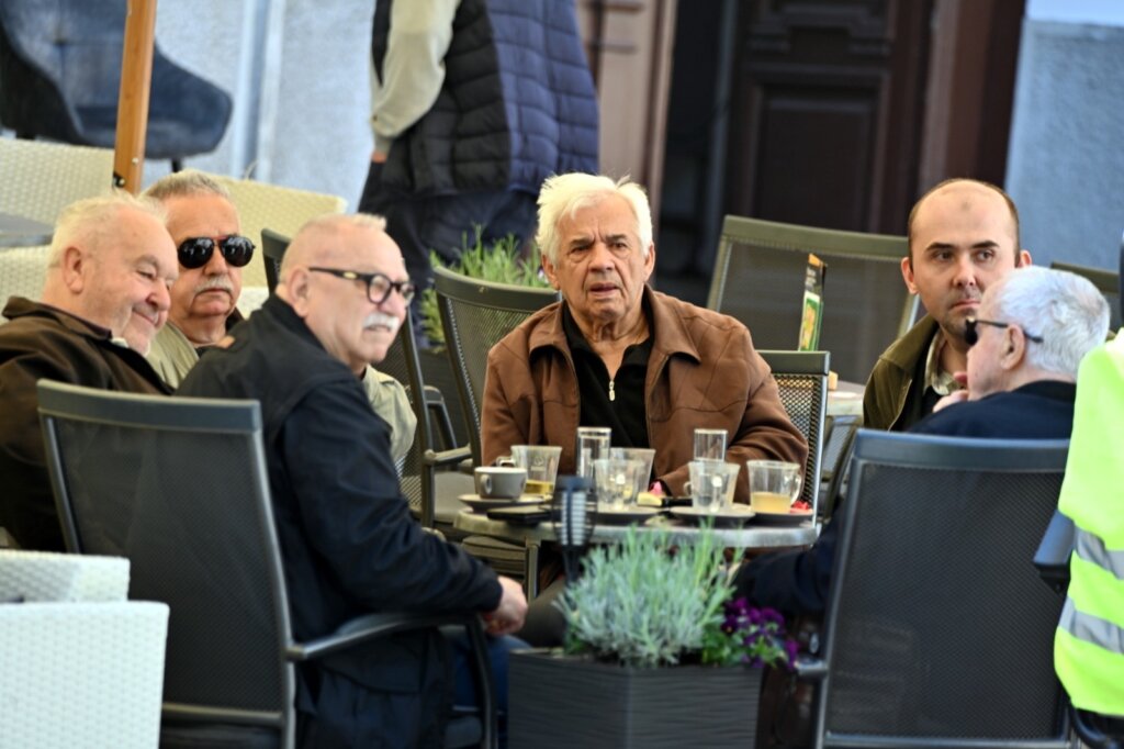 962100d6 3b5a 45aa 87ce 15d2a59fdb39