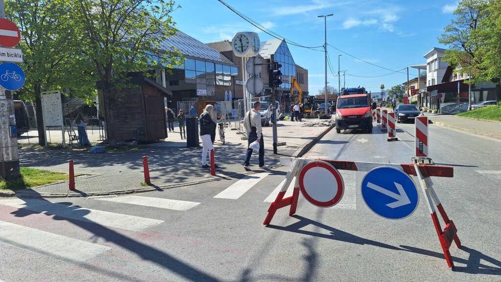 Počeli radovi na uređenju autobusnog ugibališta na Trgu kralja Petra Krešimira u Velikoj Gorici 