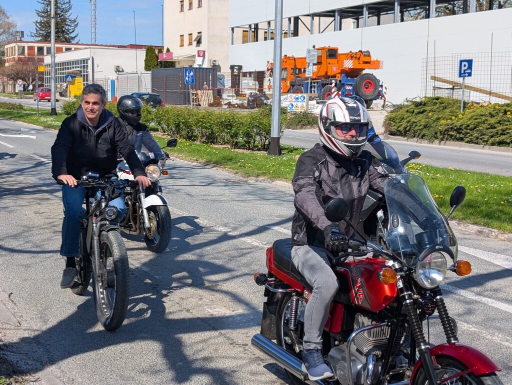 Debc95ff 6262 4786 A461 58570bb5d3d1