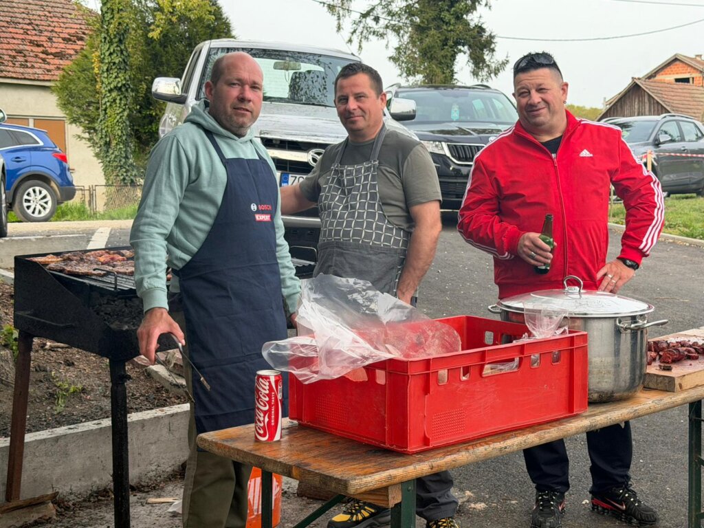 Photo 2026 04 12 18 15 44 1