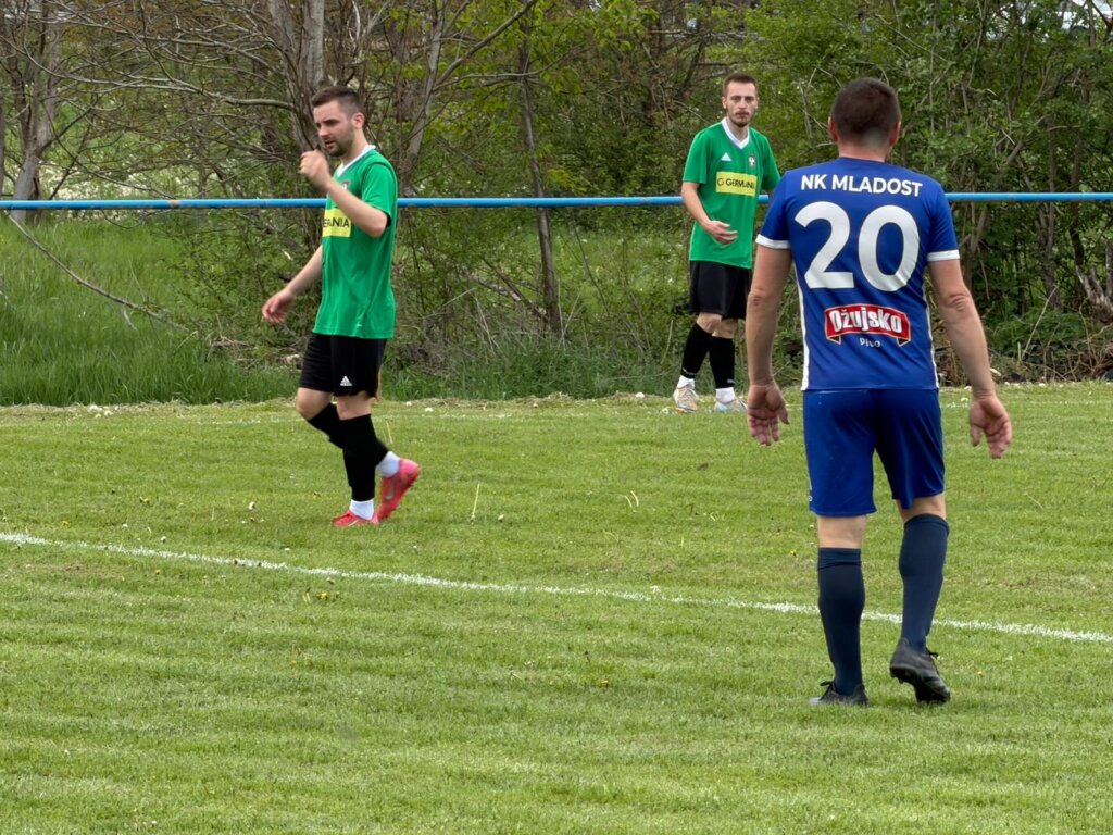 Photo 2026 04 19 17 30 03