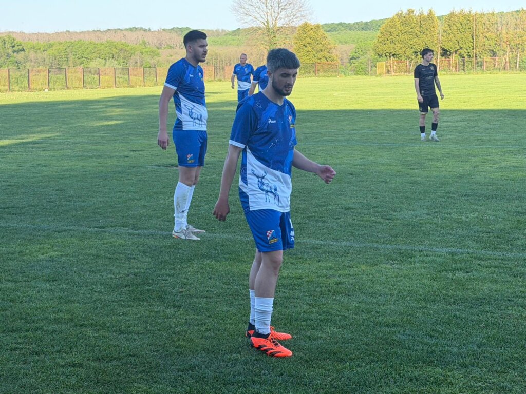 Photo 2026 04 26 18 33 28