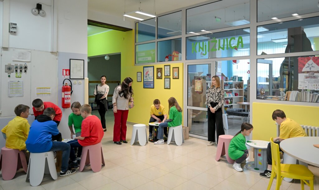 Trnovec Skola 32