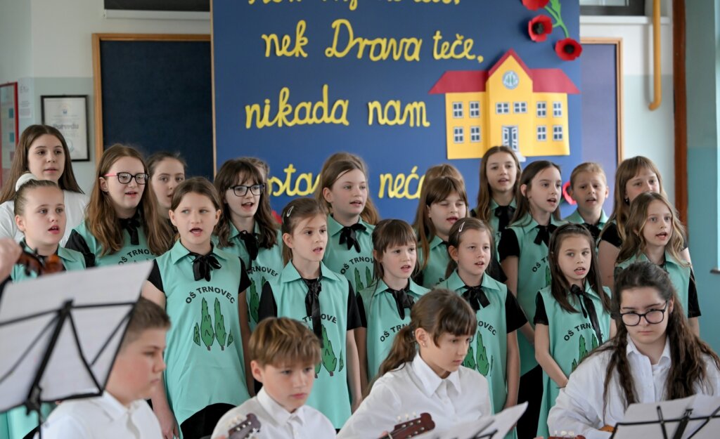 Trnovec Skola 4