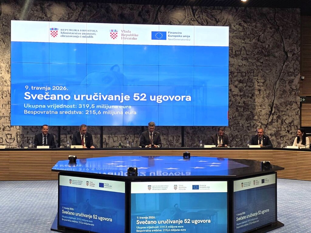 Urucivanje Ugovora (7)