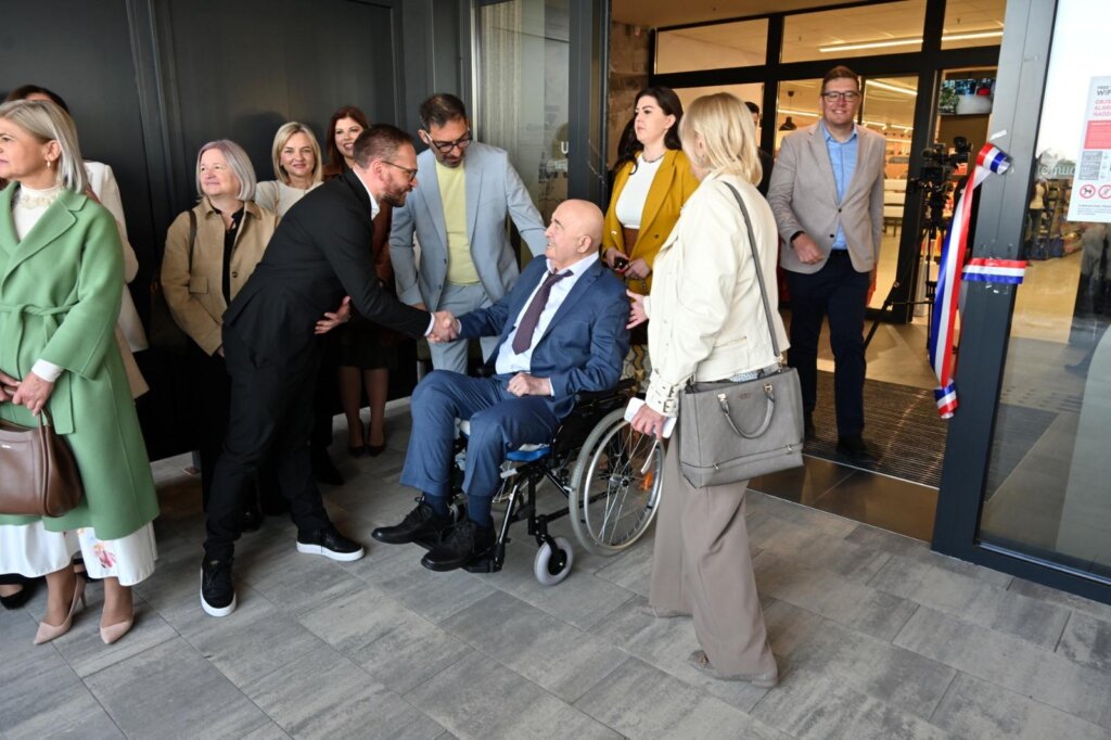 Whatsapp Image 2026 04 10 At 11.54.04 (2)