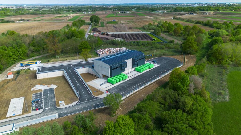 Whatsapp Image 2026 04 21 At 14.18.13 (4)