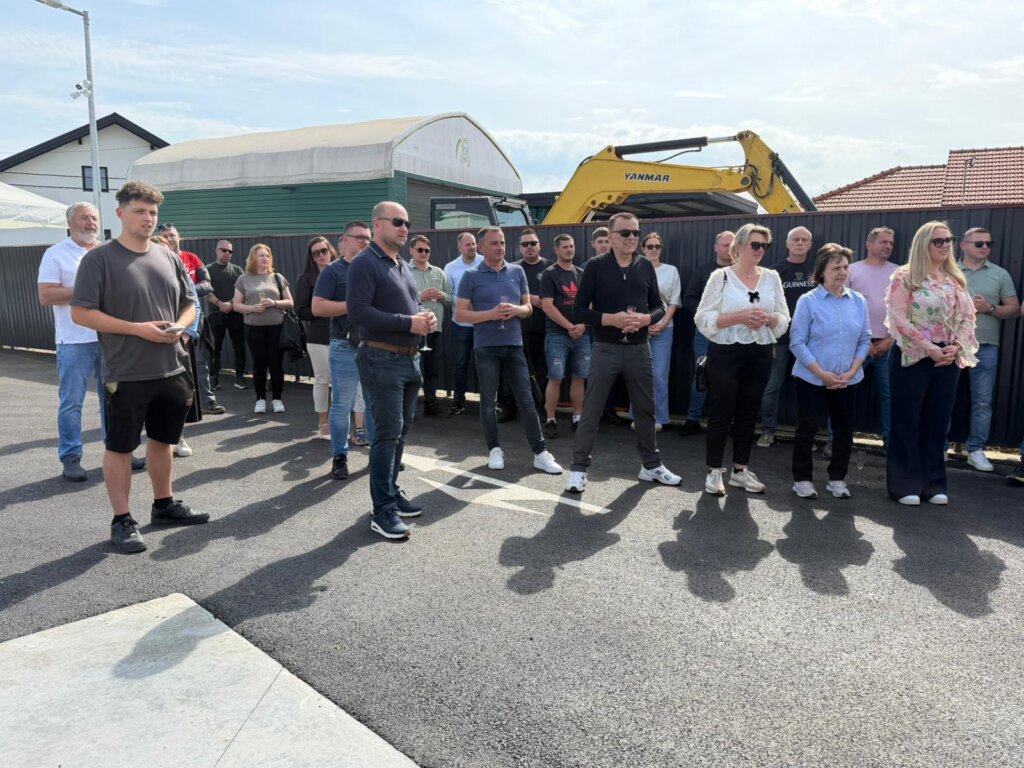 Whatsapp Image 2026 04 28 At 16.37.39