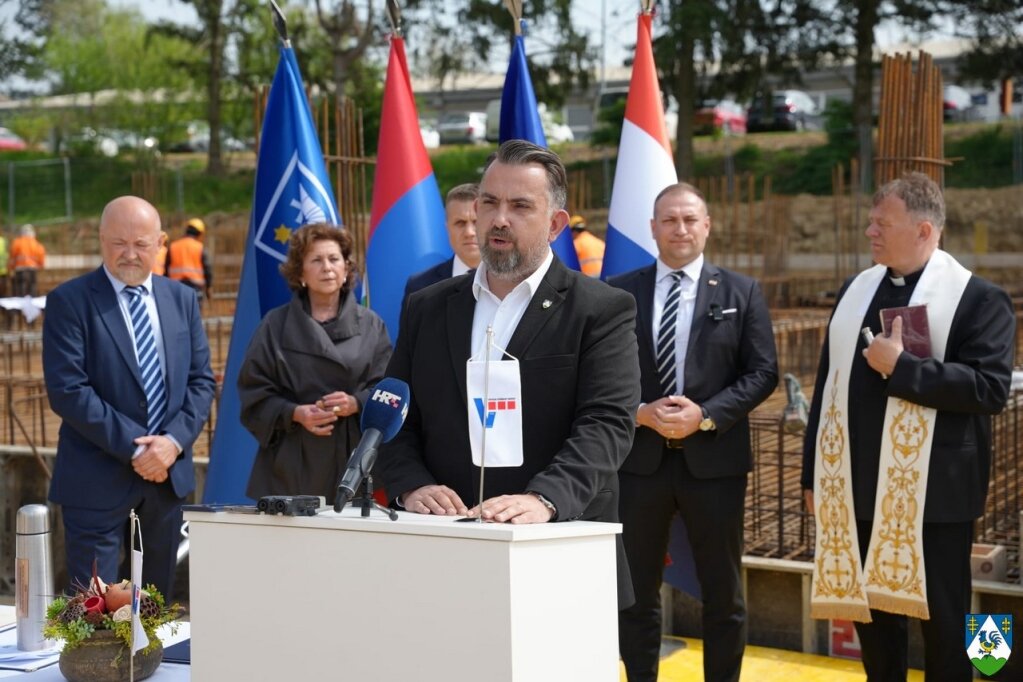 Whatsapp Image 2026 04 16 At 12.13.50 1 1024x682 Equal