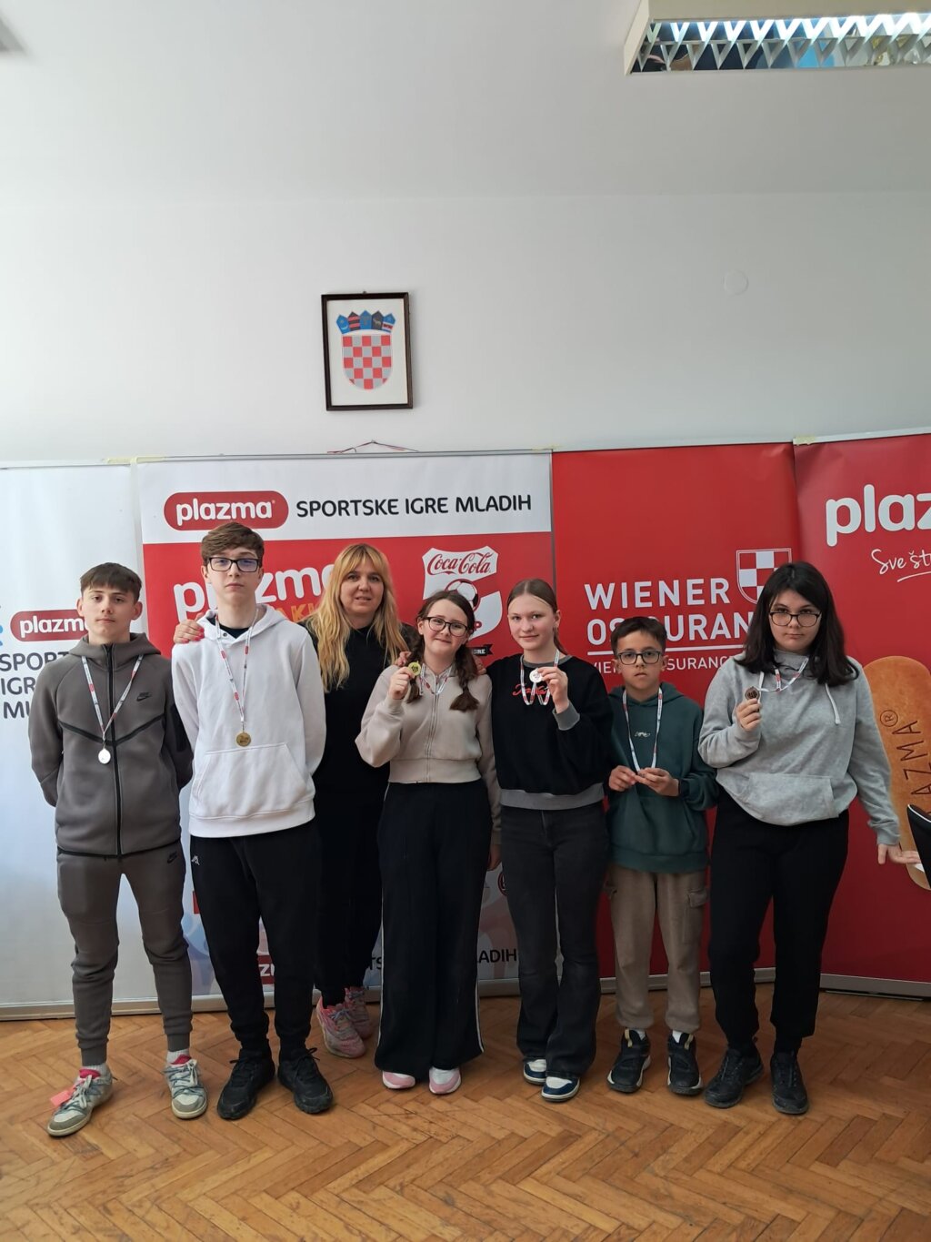 A69a8a40 72d8 4912 B408 F7cd55e81442