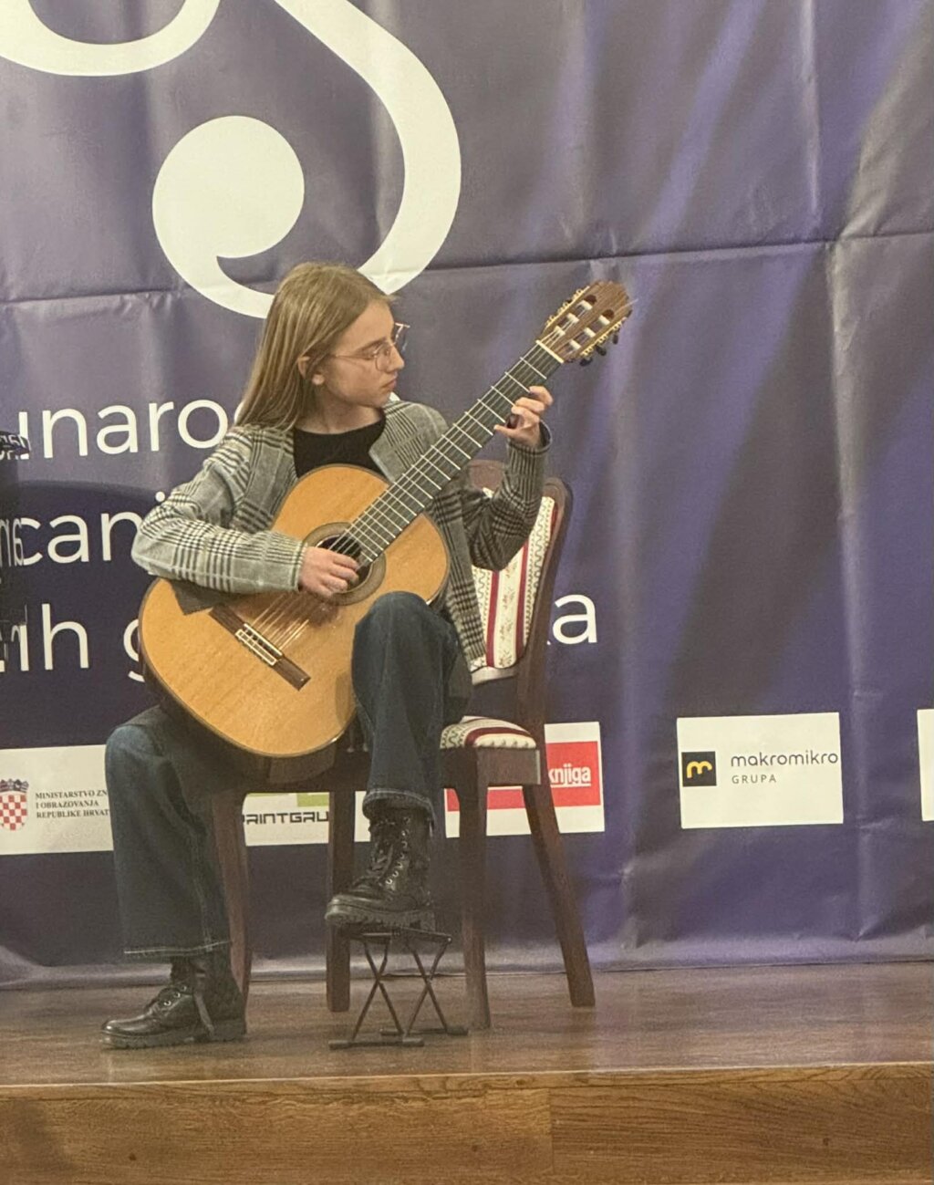 Att.pejpikoxee5tmrpkceemlfnkvfqcqidov4h49msvk E