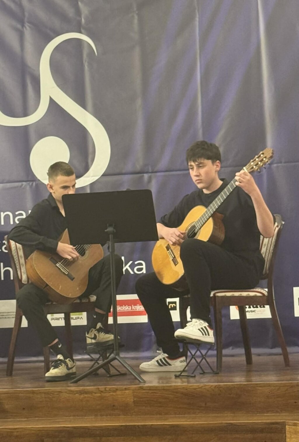 Att.r8yxpkwl2hk7yvprdtfvi3gxjsq4mrnz 5ambuhaxjg