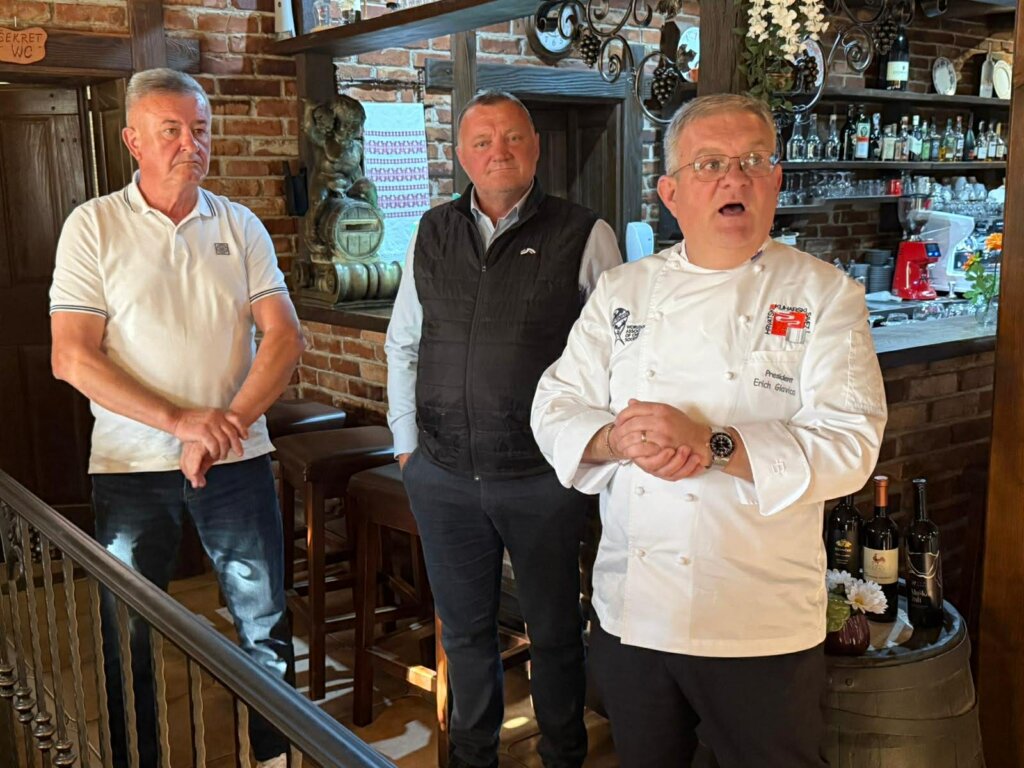 B10ecf53 E41c 46ca Ab2a 4b287e151632