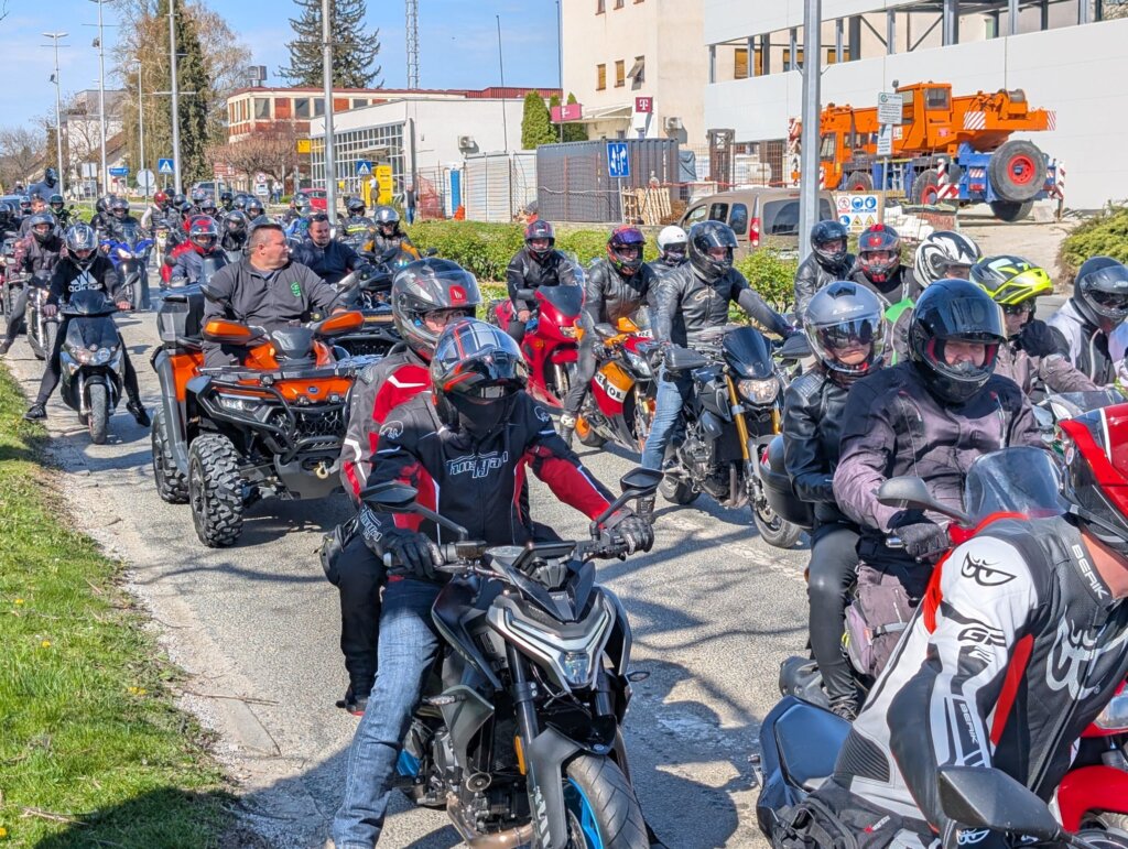 B3014a3d 3611 4e10 B166 F6e37314bae5