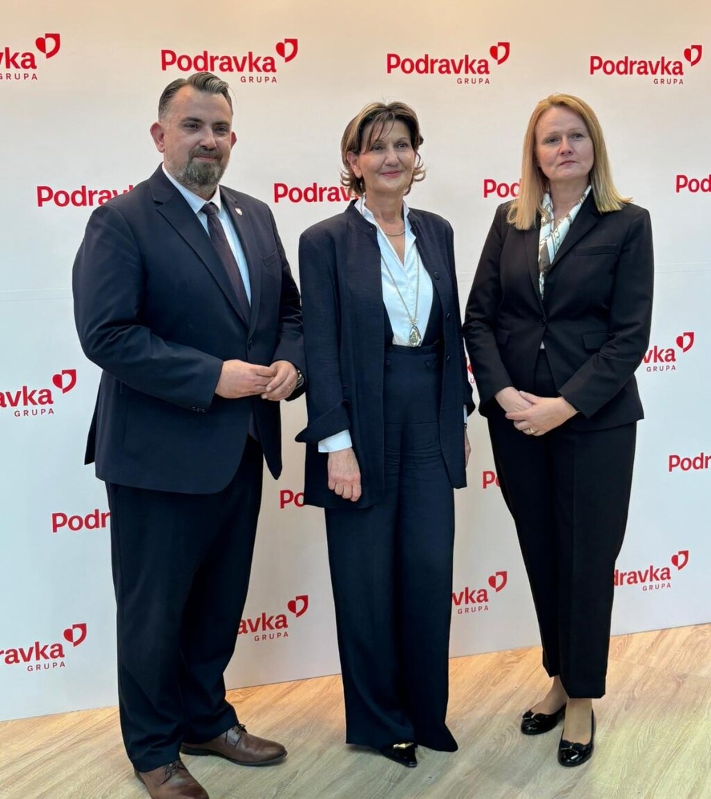 C70a2efa C0ad 41f7 8c78 070b2b7f14c8 1024x1151 Equal