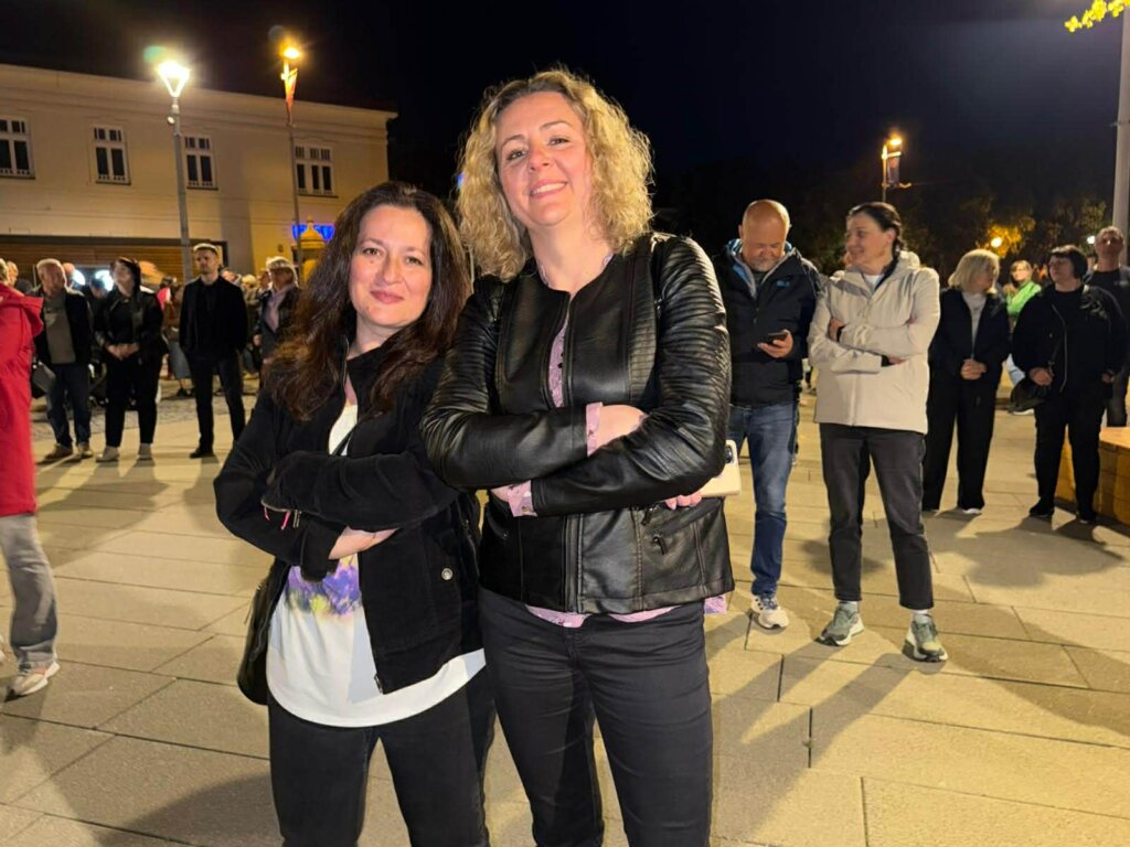 Cbada9f0 D250 4bad B15d 6b3833e91559