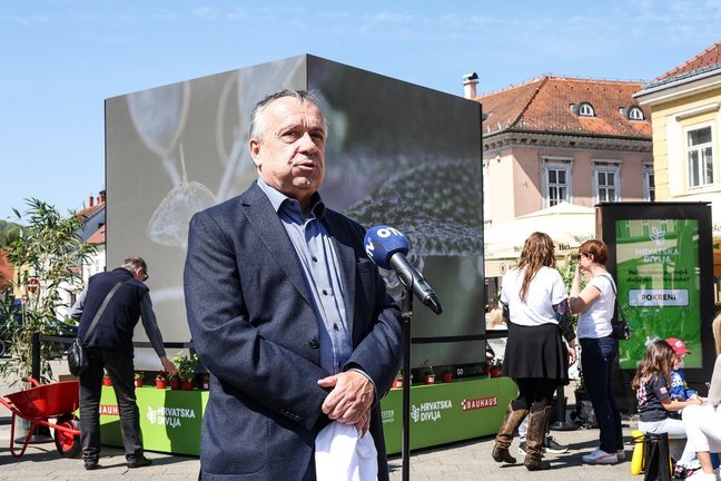 Damir Tomljenovic Samoborska Gromotulja Digitalna Izlozba 32.jpg 648x432 Q85 Subsampling 2