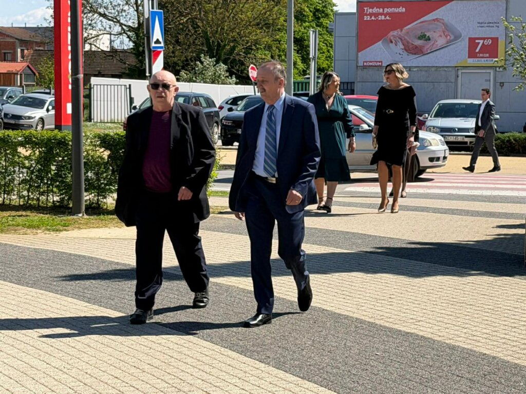 đurđevac Svečana Sjednica0ace9378 71af 4a99 9441 0498c39edd07 (13)