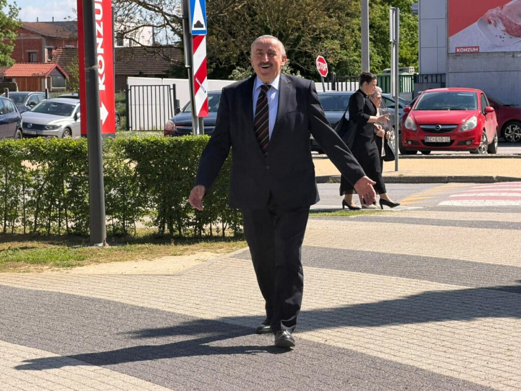 đurđevac Svečana Sjednica0ace9378 71af 4a99 9441 0498c39edd07 (14)