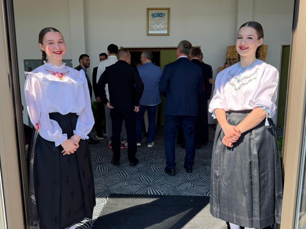 đurđevac Svečana Sjednica0ace9378 71af 4a99 9441 0498c39edd07 (22)