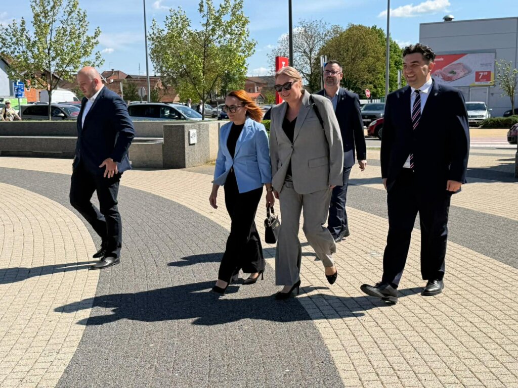 đurđevac Svečana Sjednica0ace9378 71af 4a99 9441 0498c39edd07 (24)