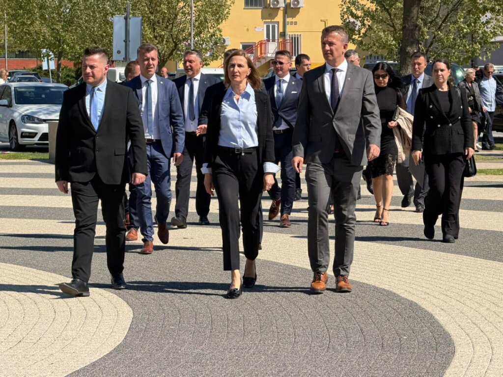 đurđevac Svečana Sjednica0ace9378 71af 4a99 9441 0498c39edd07 (3)