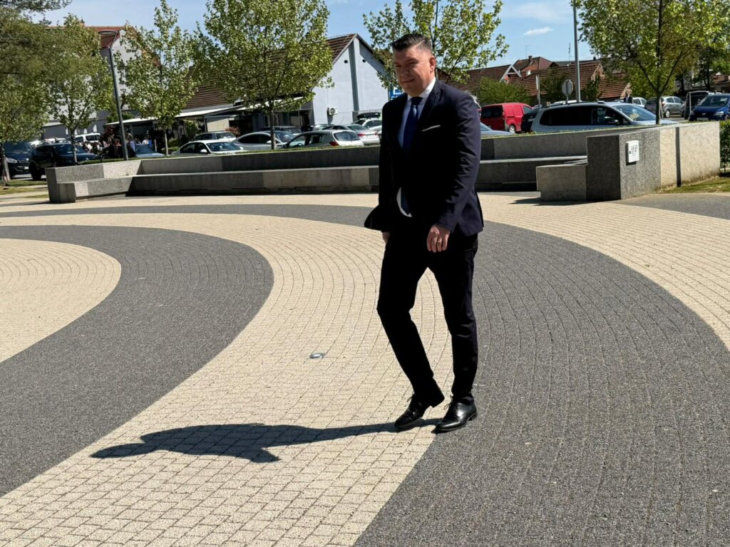 đurđevac Svečana Sjednica0ace9378 71af 4a99 9441 0498c39edd07 (31)