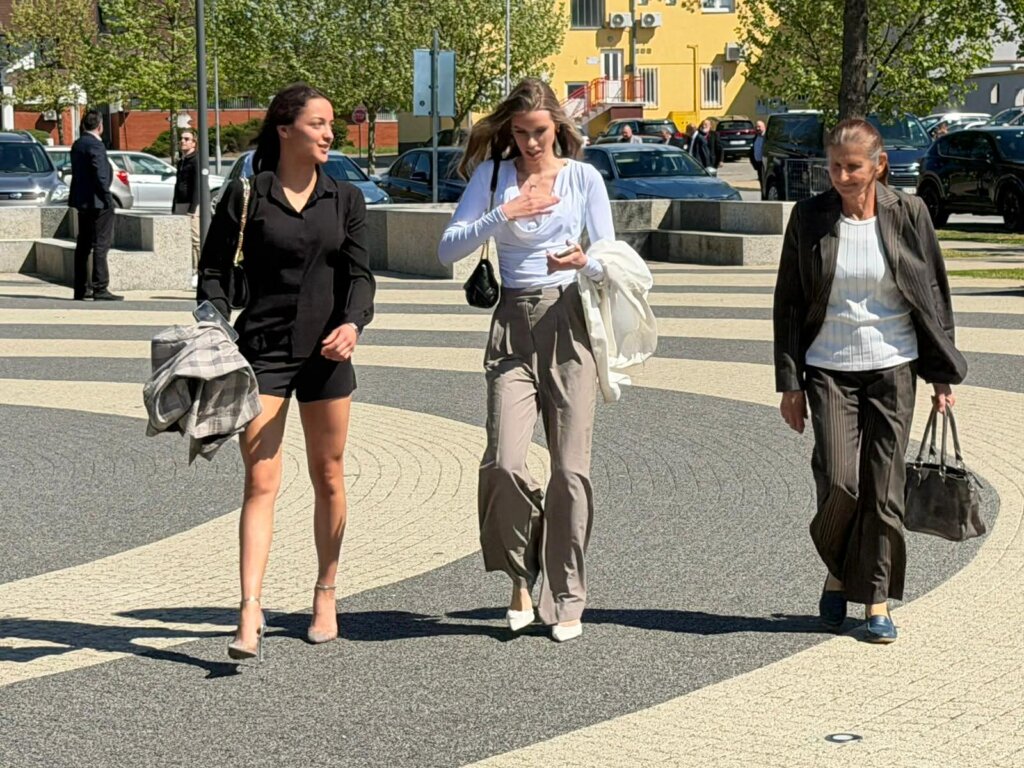 đurđevac Svečana Sjednica0ace9378 71af 4a99 9441 0498c39edd07 (32)