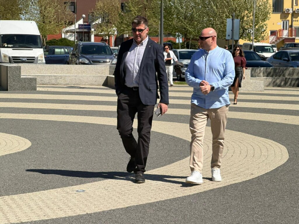 đurđevac Svečana Sjednica0ace9378 71af 4a99 9441 0498c39edd07 (41)