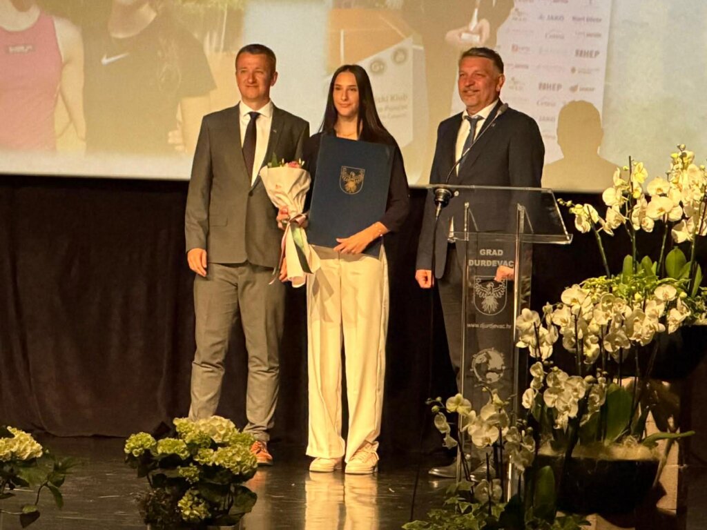 đurđevac Svečana Sjednica0ace9378 71af 4a99 9441 0498c39edd07 (6)