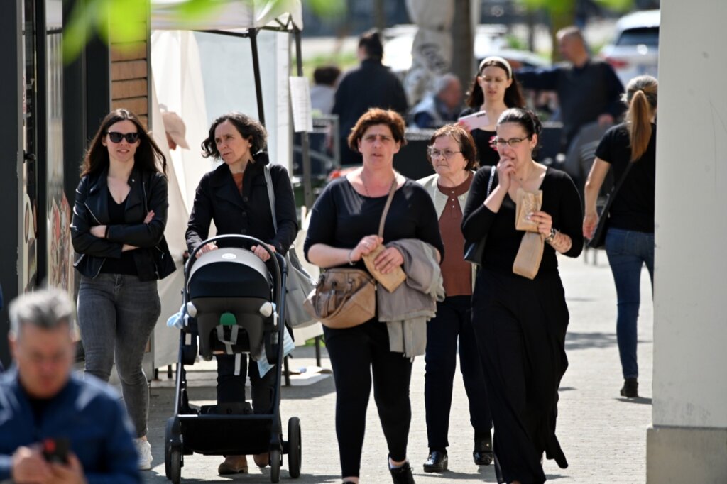 E95ed7ae C878 45e4 8944 Ba2d3a56cb71