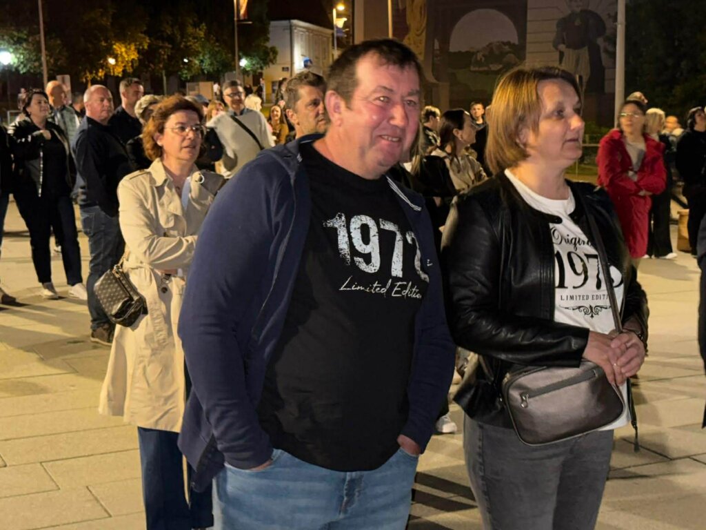 F1633ffd 016e 4f47 8dc9 2544eef19cac