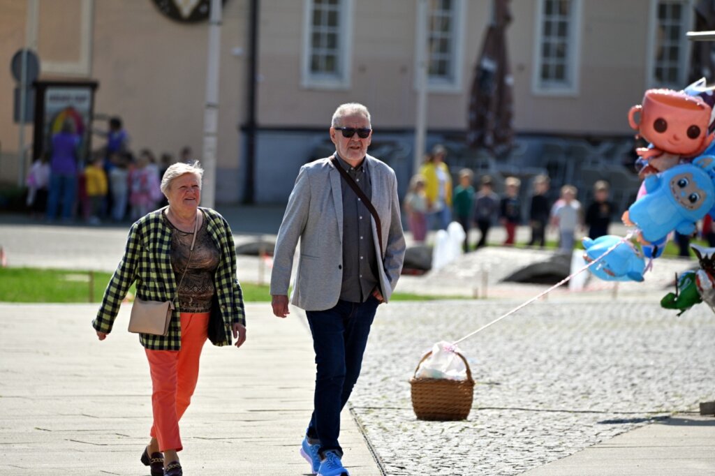 Fe3676db B4b2 4836 9d8f F3810aae2793