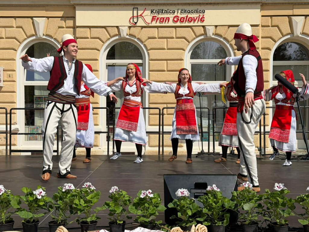 Tradicija Naših Starih Kc (22)