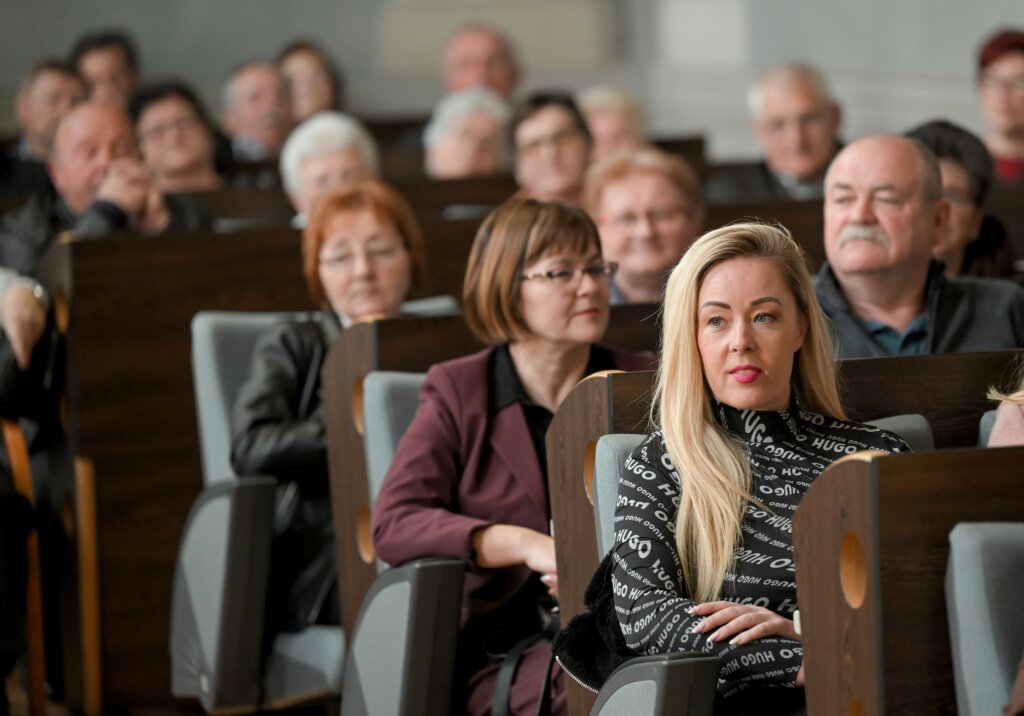 Umirovljenici Zlatna Dob Svjetska Zdravstvena Travanj 2026 (13)