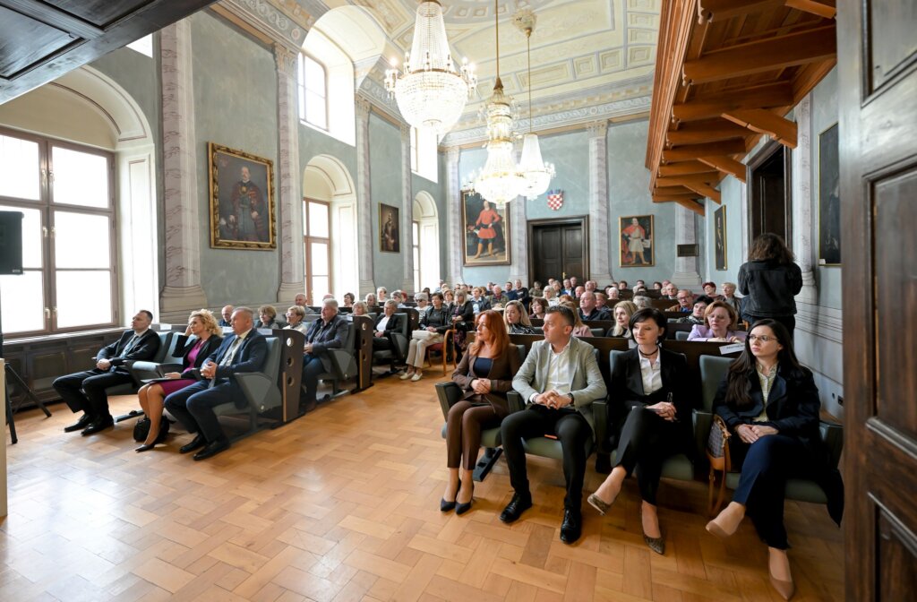 Umirovljenici Zlatna Dob Svjetska Zdravstvena Travanj 2026 (3)