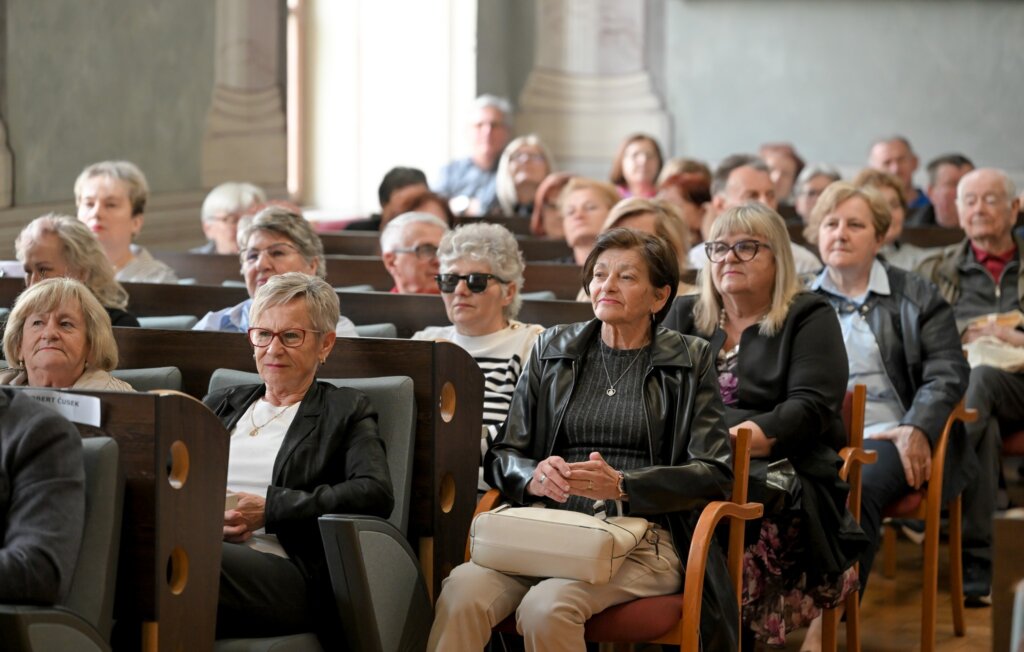 Umirovljenici Zlatna Dob Svjetska Zdravstvena Travanj 2026 (8)