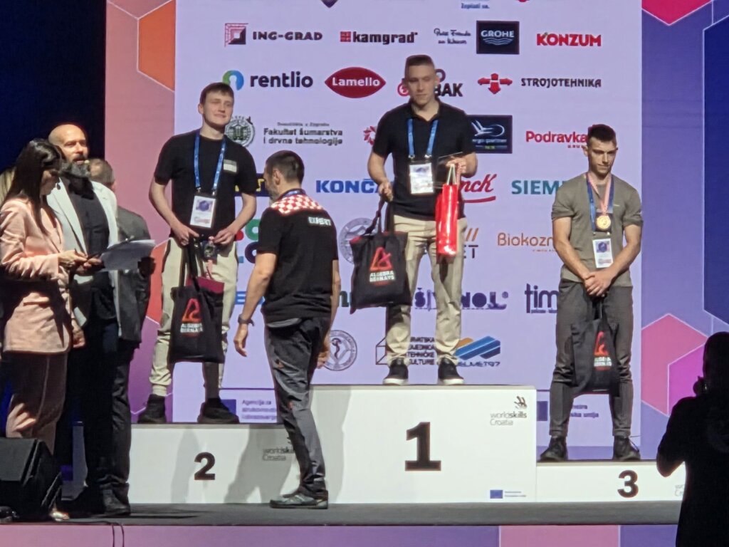 Patrik Novogradec4