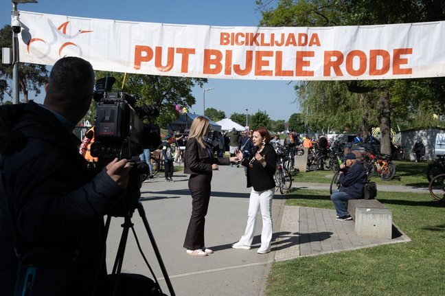 Biciklijda Put Bijele Rode Tatjana Masten Milek.jpg 648x432 Q85 Subsampling 2