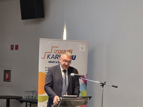 Ftka5jpg.jpg 648x432 Q85 Subsampling 2