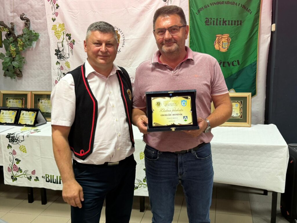 Izložba Vina Kž 2026 05 22 21 13 04 (10)