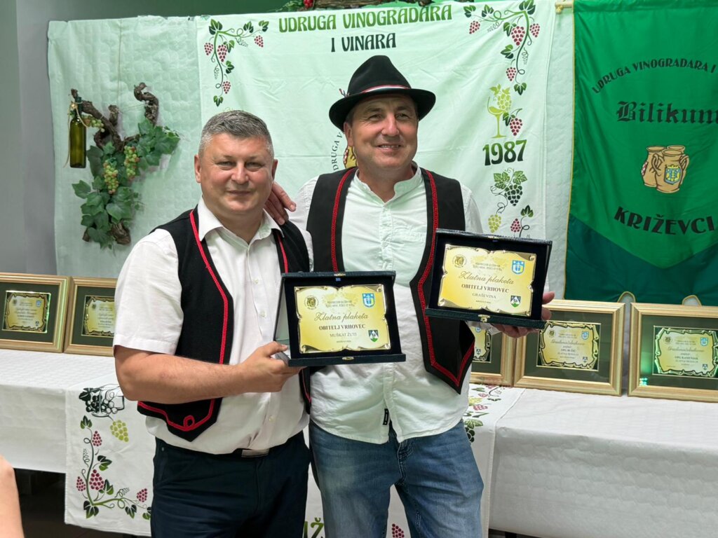 Izložba Vina Kž 2026 05 22 21 13 04 (13)