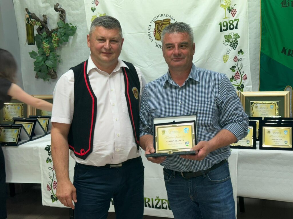 Izložba Vina Kž 2026 05 22 21 13 04 (27)