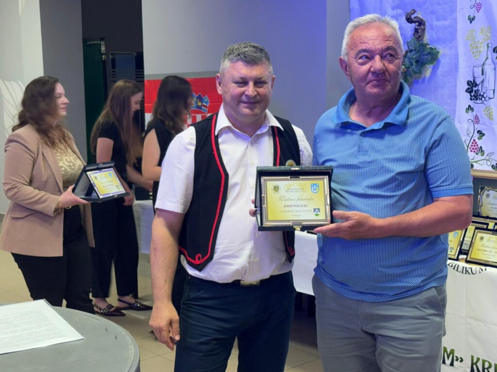 Izložba Vina Kž 2026 05 22 21 13 04 (29)
