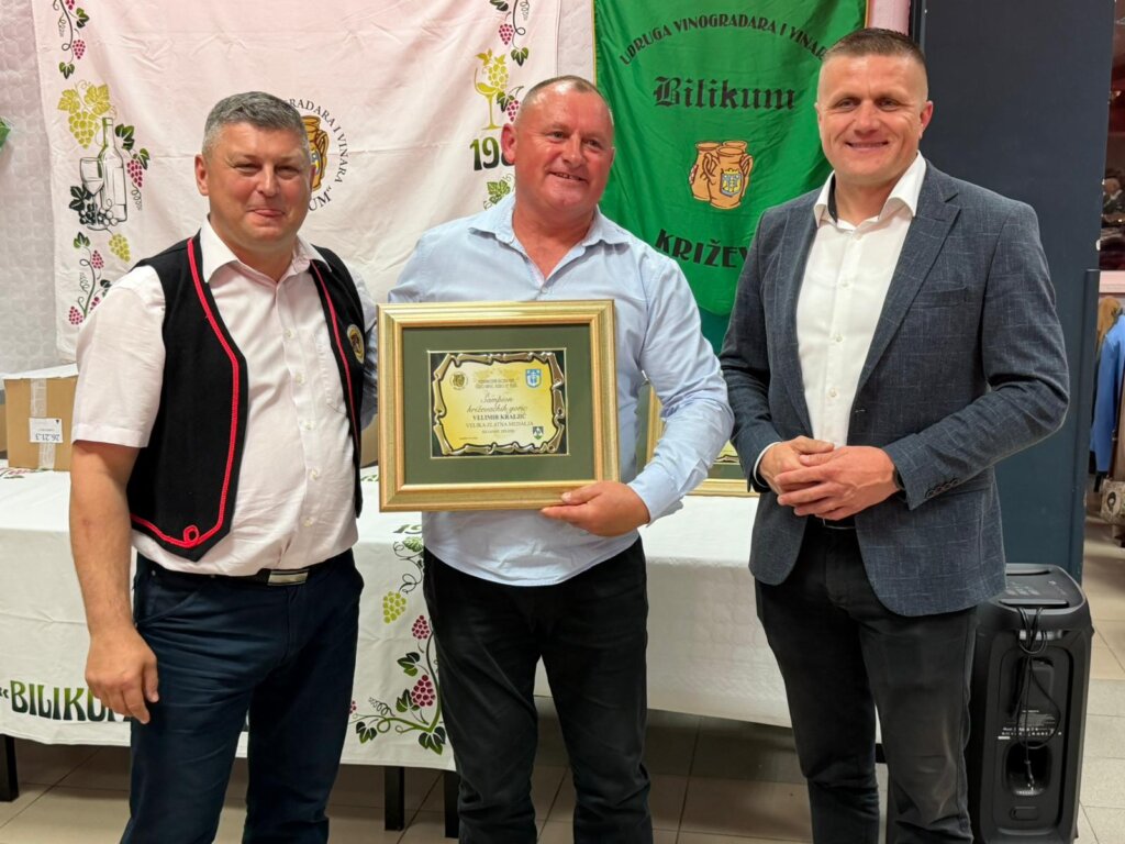 Izložba Vina Kž 2026 05 22 21 13 04 (3)