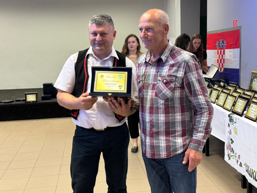 Izložba Vina Kž 2026 05 22 21 13 04 (39)