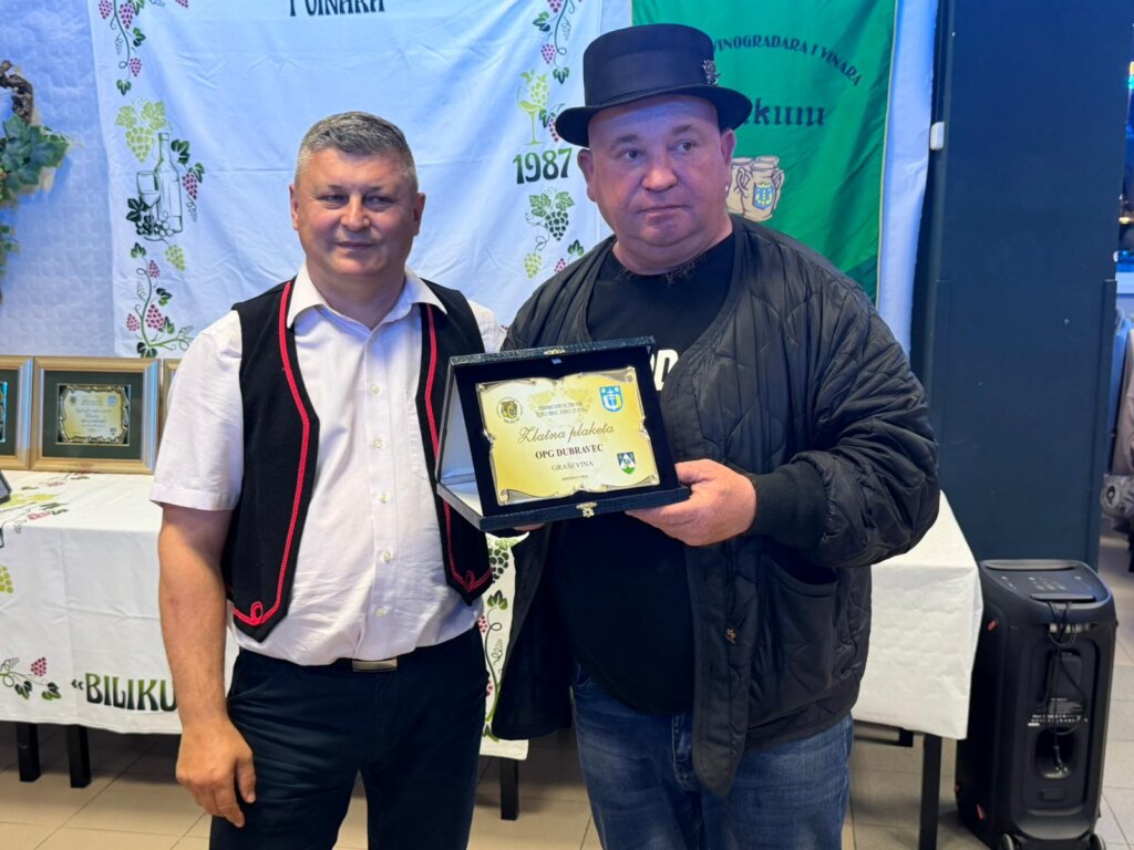 Izložba Vina Kž 2026 05 22 21 13 04 (9)