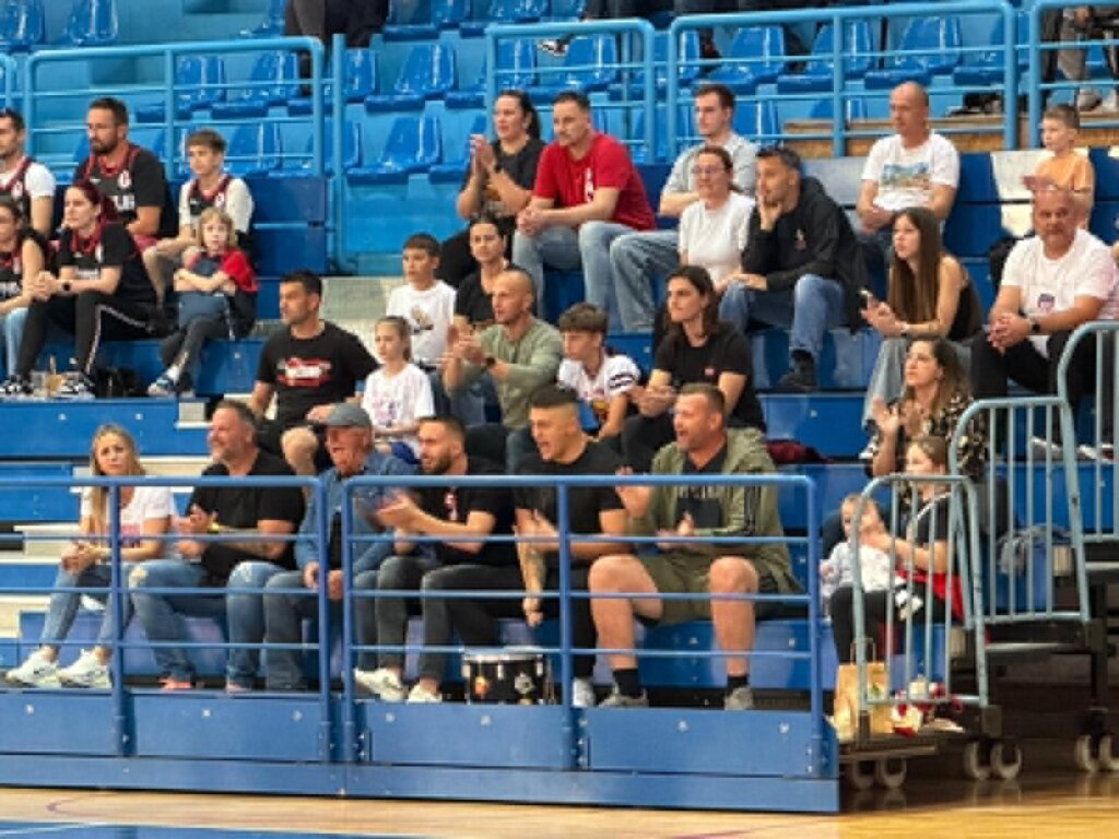 Kk Radnik županja (12)