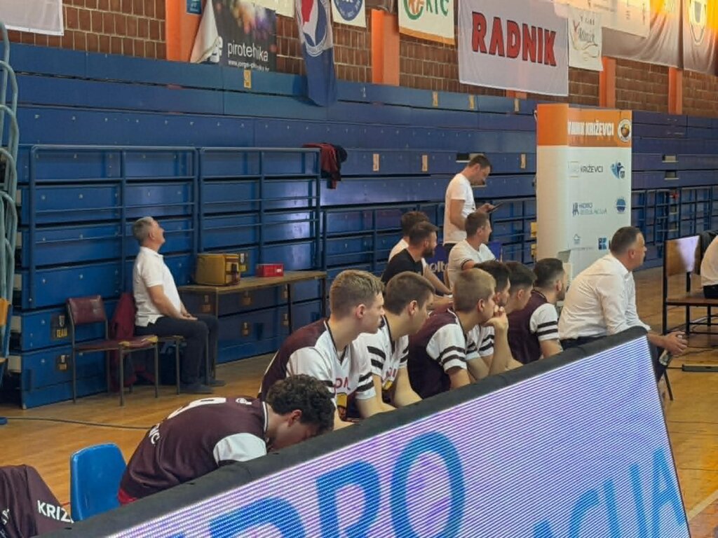 Kk Radnik županja (2)